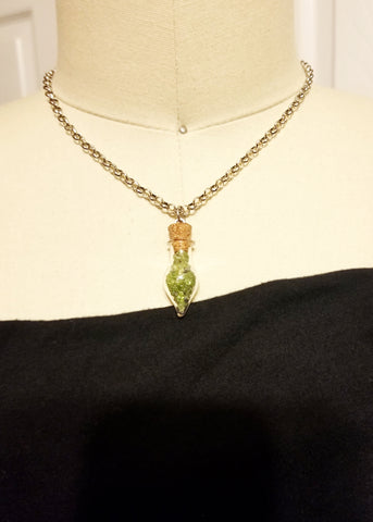 Peridot bulb necklace